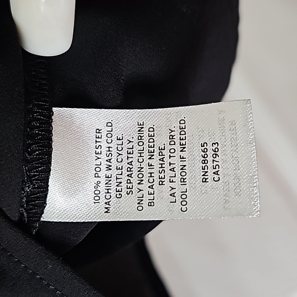 Black blouse - Picture 4 of 4